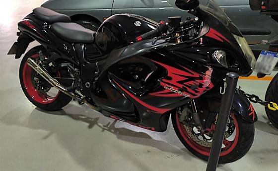 SUZUKI HAYABUSA GSX1300R 